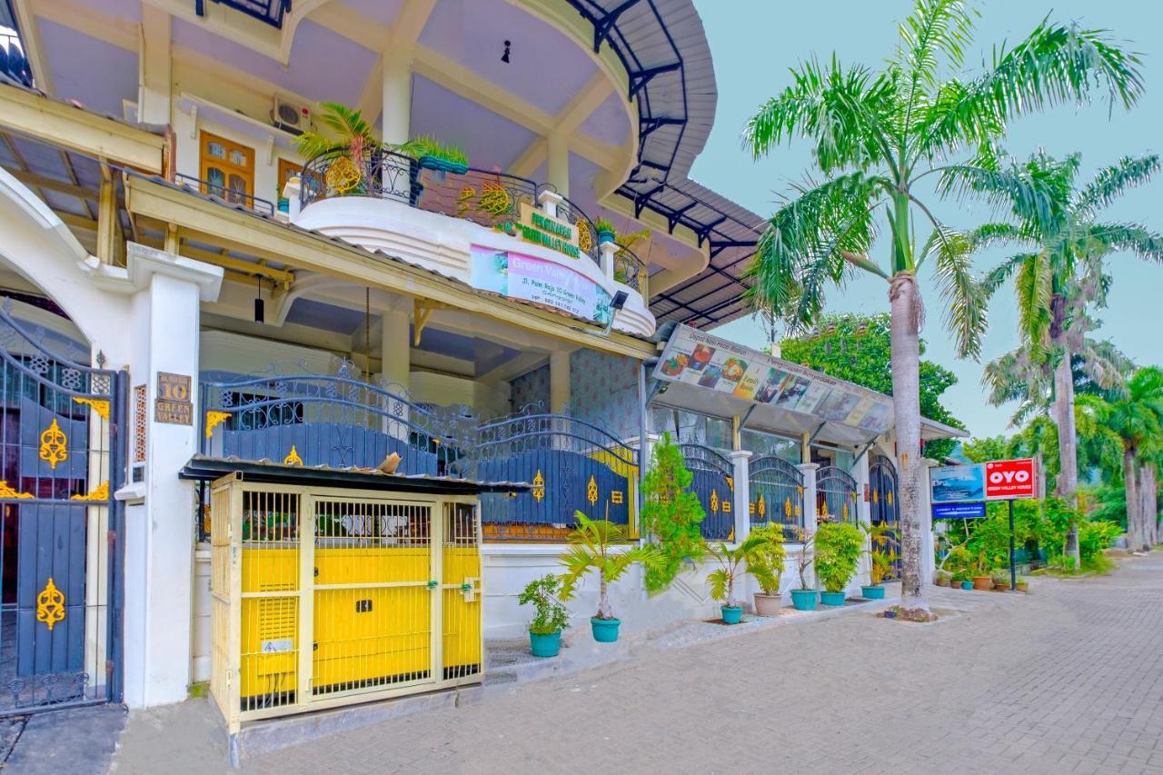 Oyo 3088 Green Valley House Senggigi Exterior foto